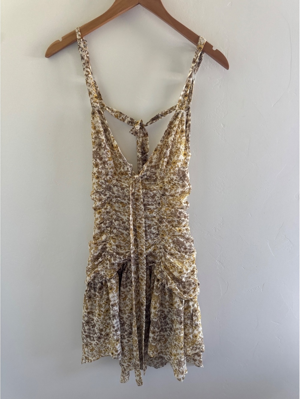 Forever 21 Women’s Small Floral Ruched Mini Dress Cream Brown NWT-Like